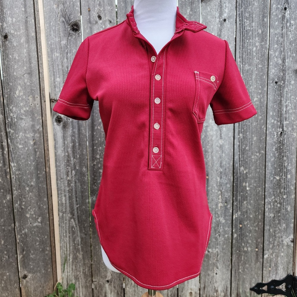 Vintage 70s Xtrovert Red Ribbed Knit Short Sleeve Henley Shirt Collar Womens S